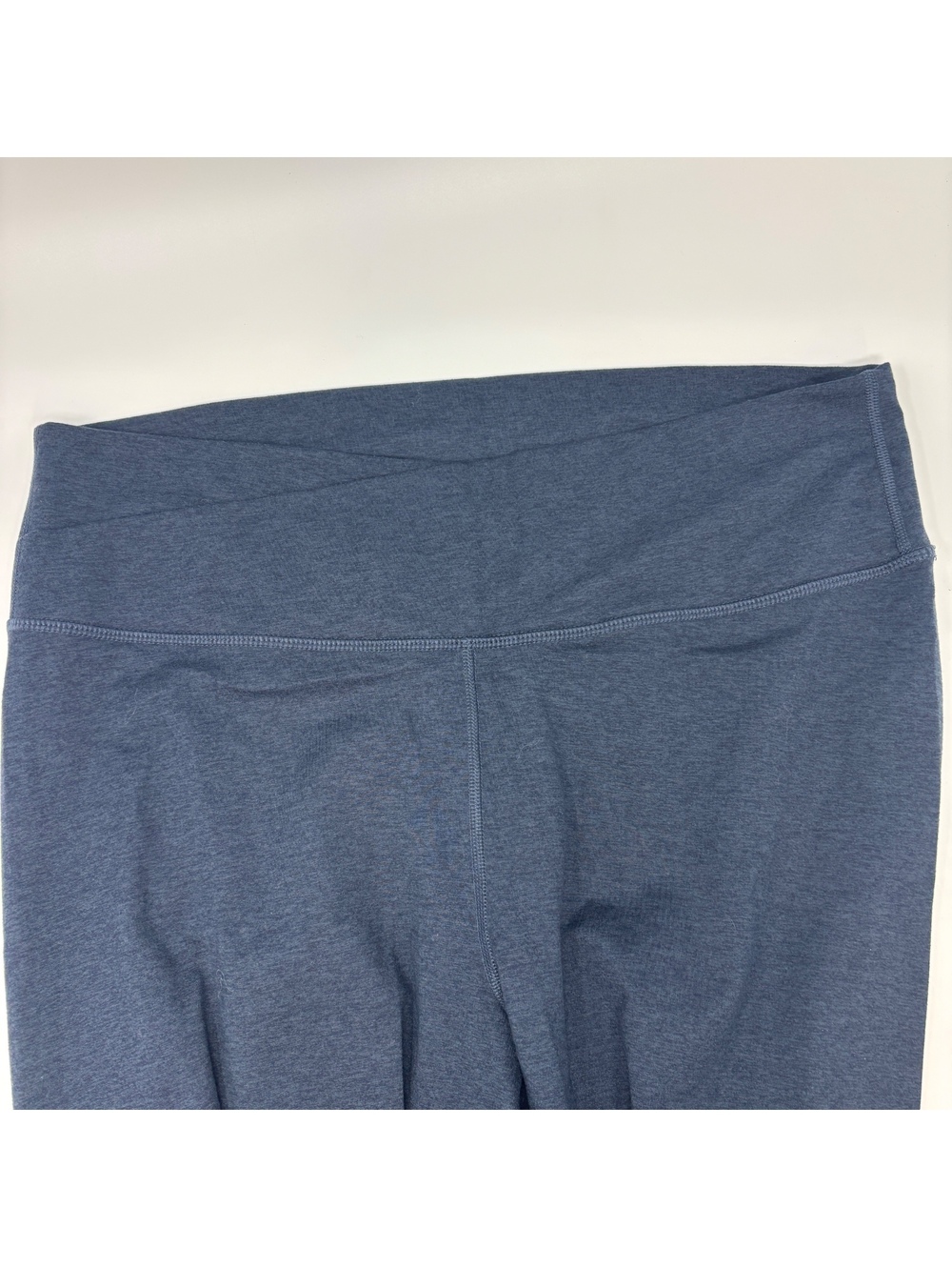 Old Navy Women's Extra High-Waisted CloudComfy 7/8 Blue Leggings Size XL - Picture 6 of 7
